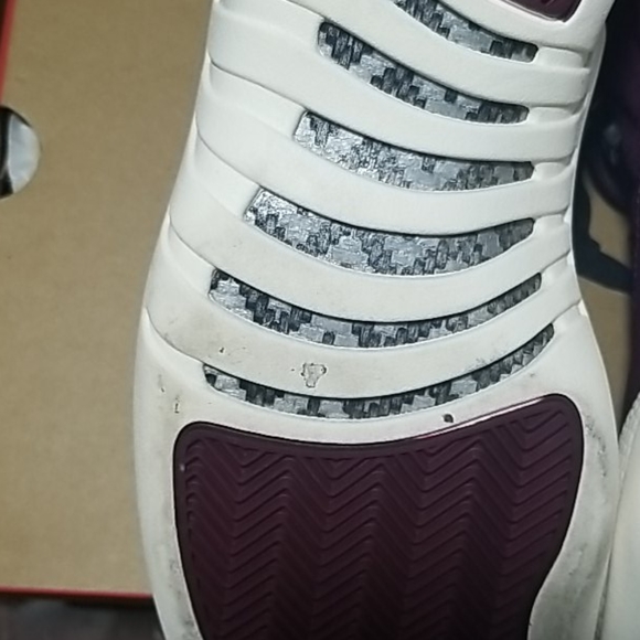 ✔AUTHENTIC Air Jordan 12 Retro - Picture 14 of 16